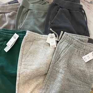 Lots of boys Abercrombie shorts 13/14 and S *new and gently used